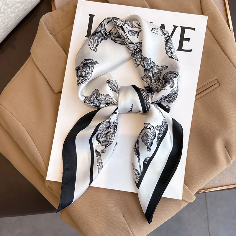 Face Scarf Mask - 70*70ซมผ้าผ้าพันคอสี่เหลี่ยมจัตุรัสผ้าไหม Sablon Bunga หรูหราผ้าพันศีรษะสำหรับสตรีผ้าพันผมพันมือกระเป๋าริบบิ้นผ้าพันศีรษะฮิญาบผ้าซาตินนุ่ม