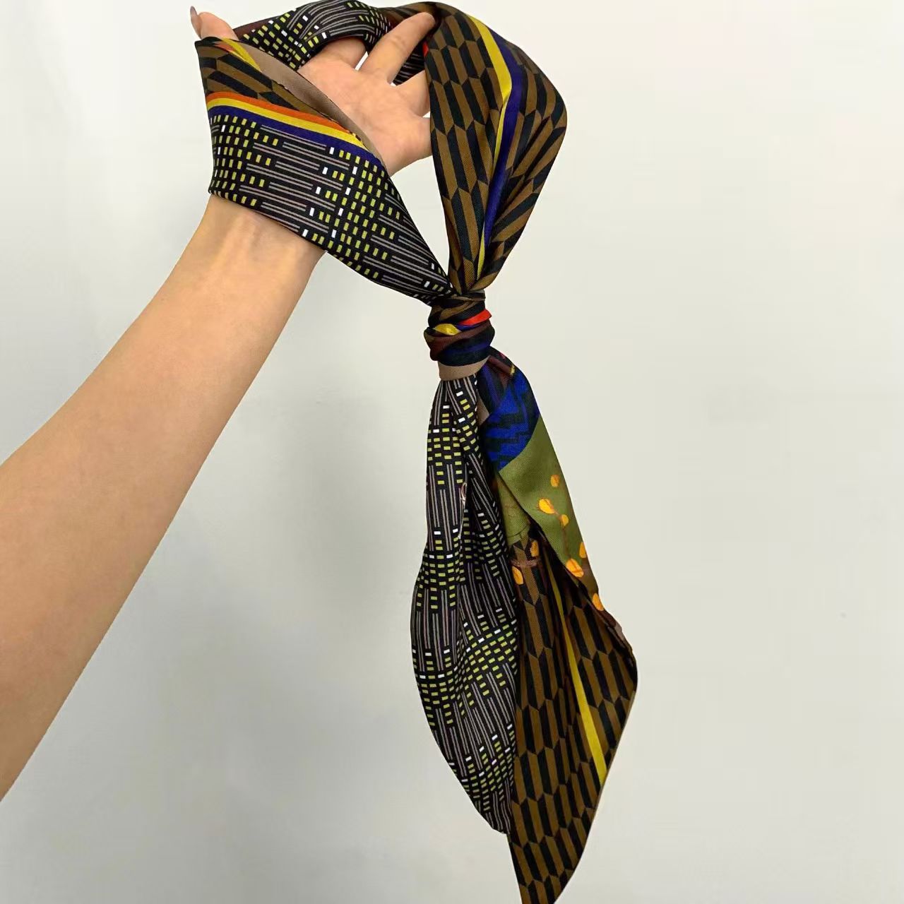 ผ้าพันคอไหมพิมพ์ลายหรูหรา ผ้าพ - Face Scarf Mask บทวิจารณ์และราคา